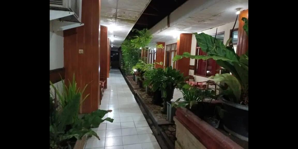 Dijual Hotel 2 Lantai di Jalan Dr. Wahidin, Kabupaten Cilacap Dijual Hotel 2 Lantai di Jalan Dr. Wahidin, Kabupaten Cilacap