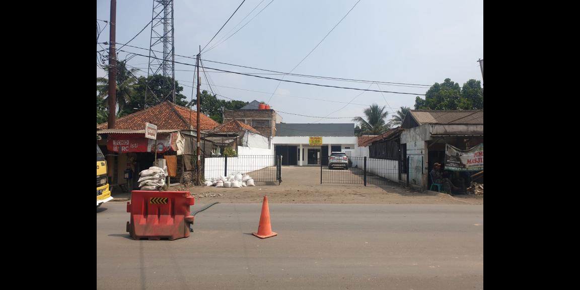 Dijual Tempat Usaha di Jalan Moh. Toha, Kabupaten Bogor Dijual Tempat Usaha di Jalan Moh. Toha, Kabupaten Bogor