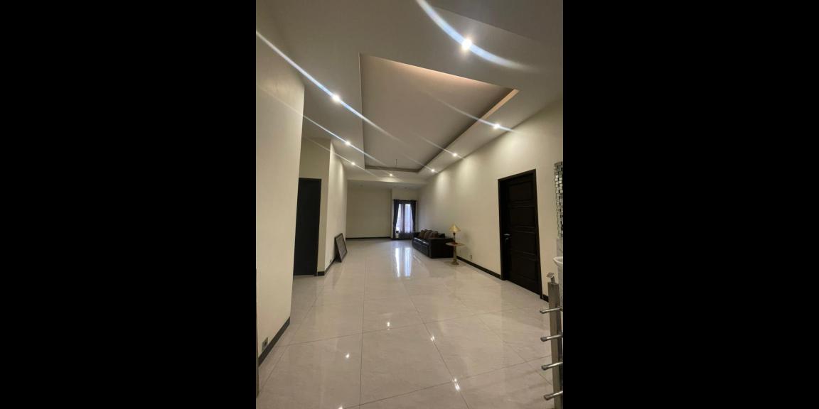 !!!JUAL CEPAT!!! Rumah Istimewa Nol Jalan Raya Semi Furnished Siap Huni Lokasi Karah Jambangan Surabaya Selatan !!!JUAL CEPAT!!! Rumah Istimewa Nol Jalan Raya Semi Furnished Siap Huni Lokasi Karah Jambangan Surabaya Selatan