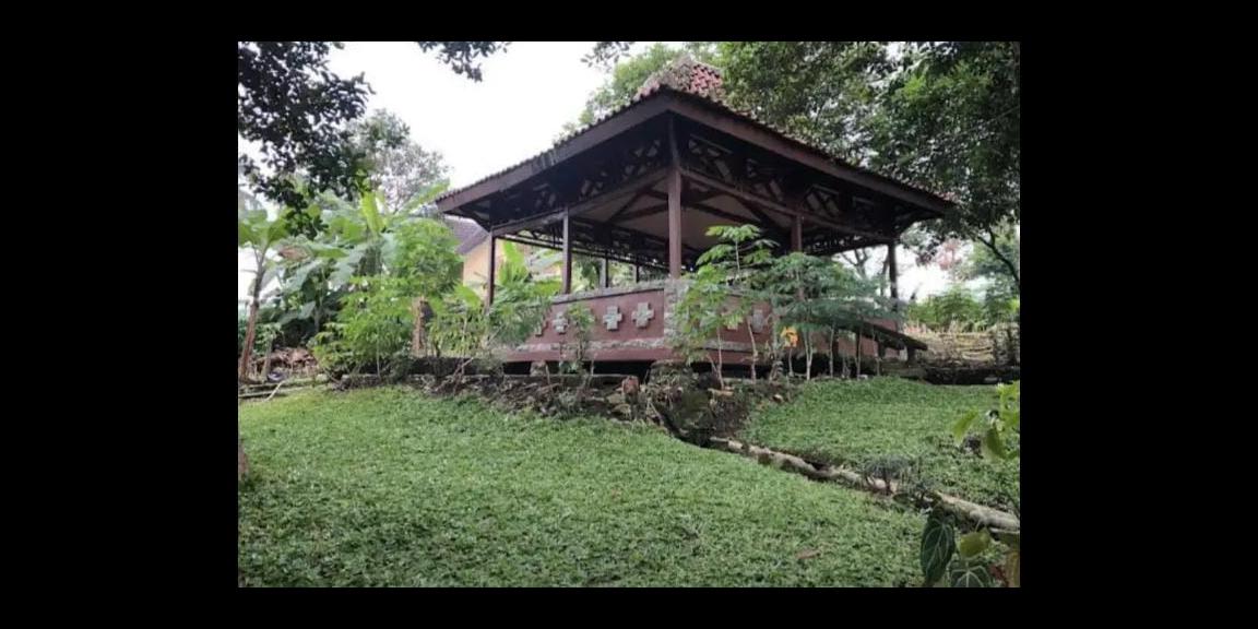 Dijual Villa Luas di Mekarjaya, Kabupaten Bogor Dijual Villa Luas di Mekarjaya, Kabupaten Bogor