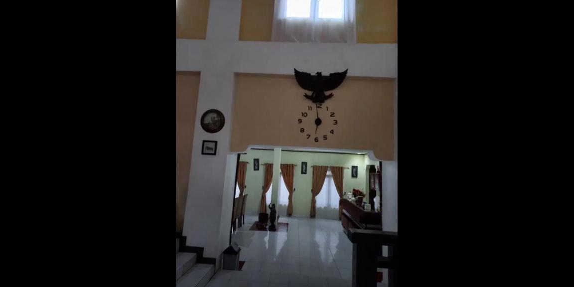 Dijual Villa Luas di Mekarjaya, Kabupaten Bogor Dijual Villa Luas di Mekarjaya, Kabupaten Bogor