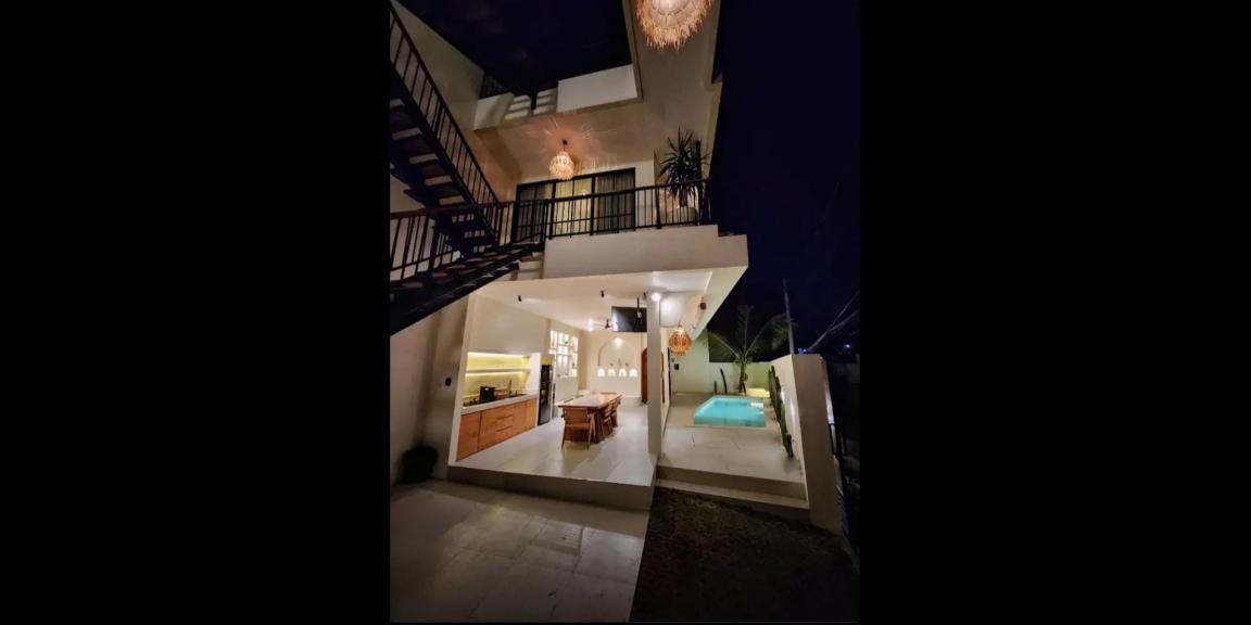 Dijual Villa 2 Lantai di Jalan Krisna, Denpasar, Bali Dijual Villa 2 Lantai di Jalan Krisna, Denpasar, Bali