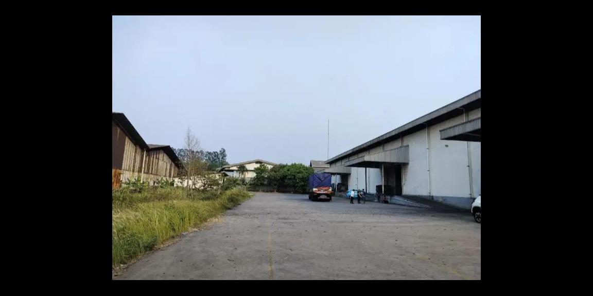 Dijual Gudang Sangat Luas di Jalan Gatot Subroto, Kabupaten Tangerang Dijual Gudang Sangat Luas di Jalan Gatot Subroto, Kabupaten Tangerang