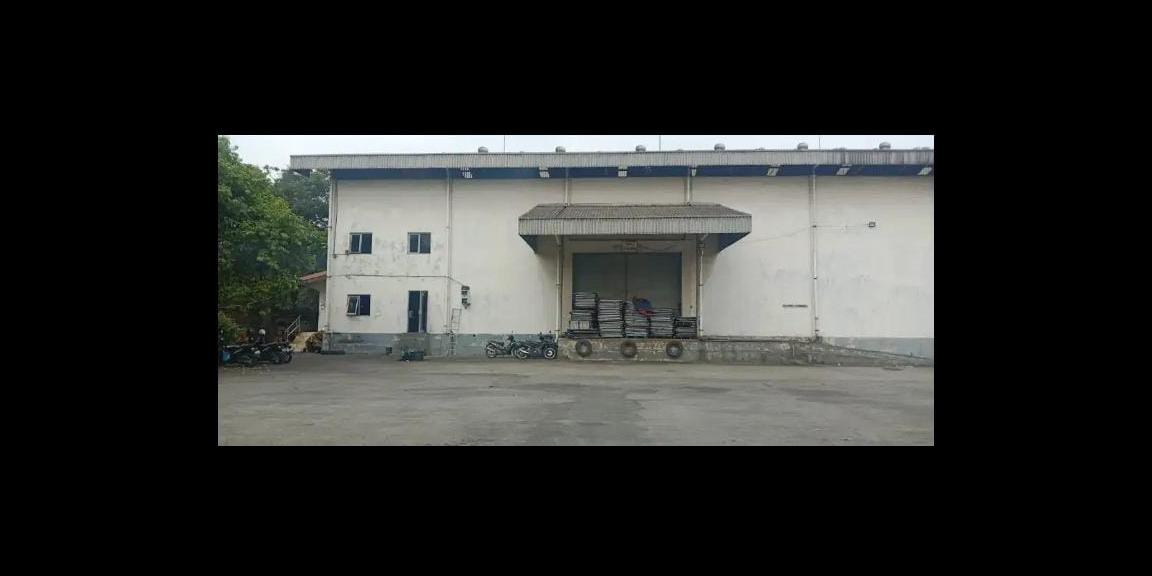 Dijual Gudang Sangat Luas di Jalan Gatot Subroto, Kabupaten Tangerang Dijual Gudang Sangat Luas di Jalan Gatot Subroto, Kabupaten Tangerang