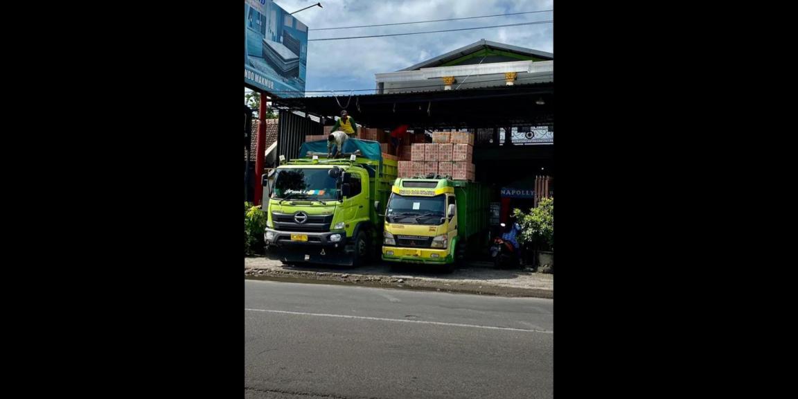 Dijual Gudang & Toko di Raya Lebo, Kabupaten Sidoarjo Dijual Gudang & Toko di Raya Lebo, Kabupaten Sidoarjo