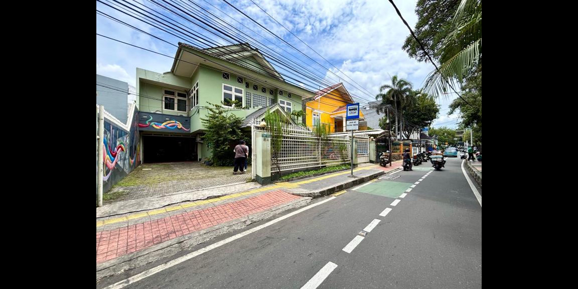 Dijual Rumah Luas Strategis di Tebet Raya, Jakarta Selatan Dijual Rumah Luas Strategis di Tebet Raya, Jakarta Selatan