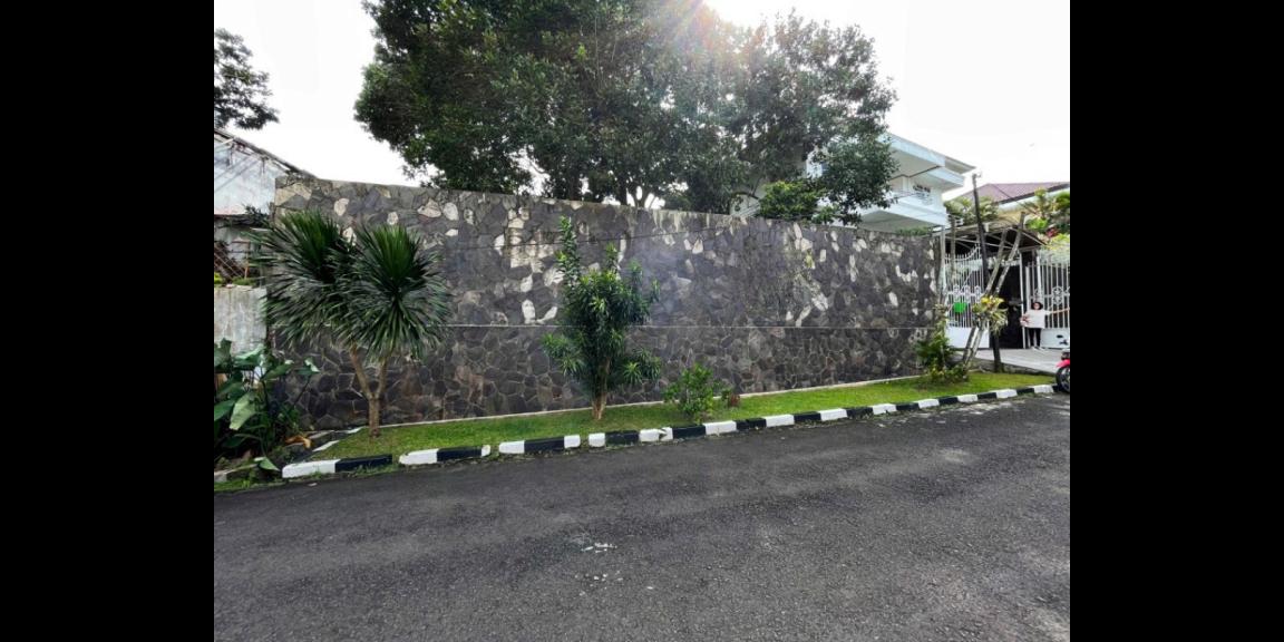Dijual Tanah SHM di Jalan Sungai Pesanggrahan, Kota Depok Dijual Tanah SHM di Jalan Sungai Pesanggrahan, Kota Depok
