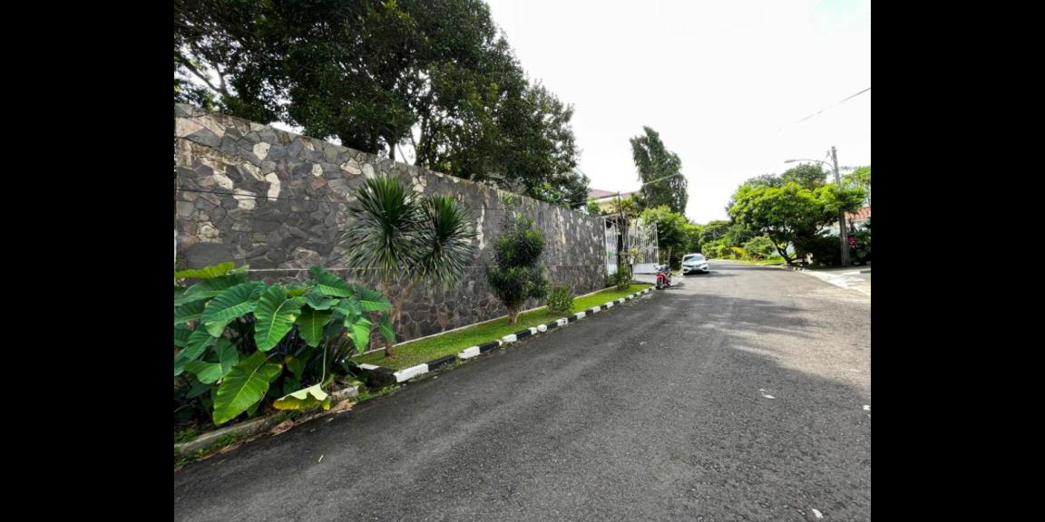 Dijual Tanah SHM di Jalan Sungai Pesanggrahan, Kota Depok Dijual Tanah SHM di Jalan Sungai Pesanggrahan, Kota Depok