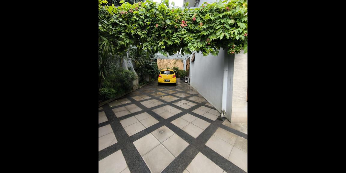 Dijual Rumah 2 Lantai di Jalan Warung Buncit, Jakarta Selatan Dijual Rumah 2 Lantai di Jalan Warung Buncit, Jakarta Selatan