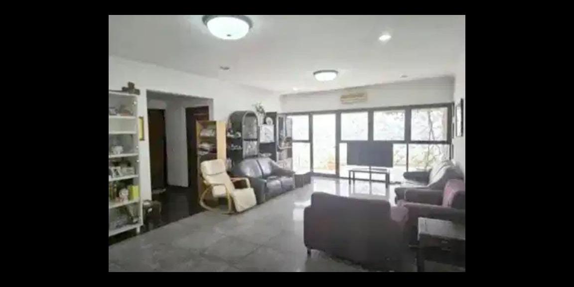 Dijual Rumah 2 Lantai di Jalan Jelambar, Jakarta Barat Dijual Rumah 2 Lantai di Jalan Jelambar, Jakarta Barat