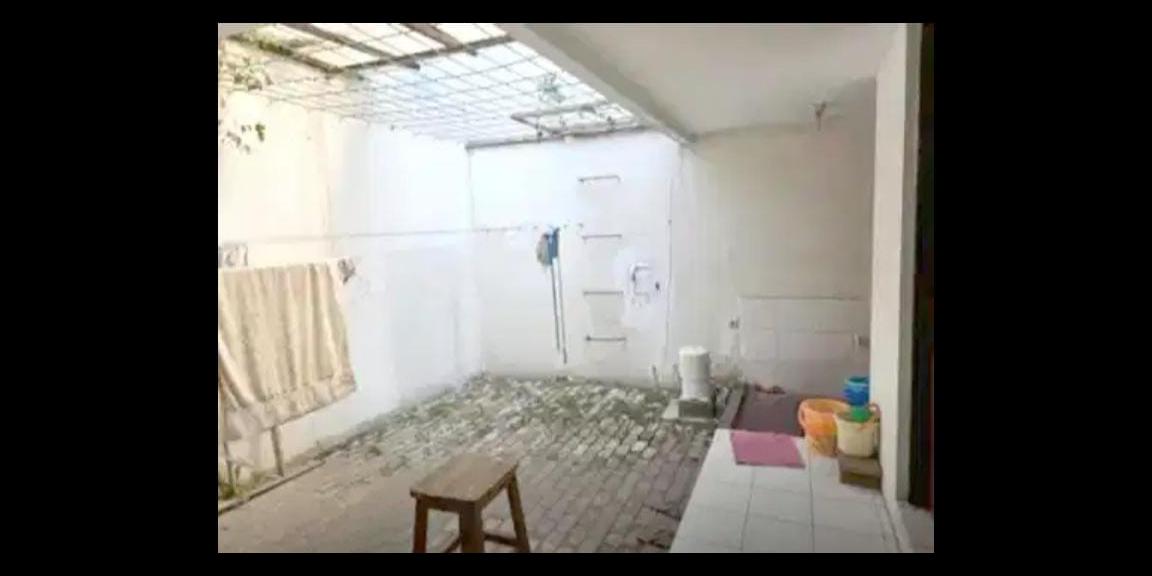 Dijual Rumah 2 Lantai di Jalan Jelambar, Jakarta Barat Dijual Rumah 2 Lantai di Jalan Jelambar, Jakarta Barat
