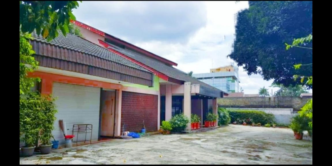 Dijual Rumah Luas di Jalan Siaga Raya, Jakarta Selatan Dijual Rumah Luas di Jalan Siaga Raya, Jakarta Selatan
