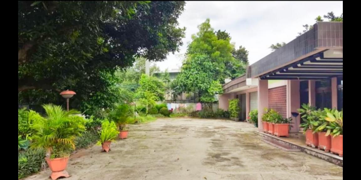 Dijual Rumah Luas di Jalan Siaga Raya, Jakarta Selatan Dijual Rumah Luas di Jalan Siaga Raya, Jakarta Selatan