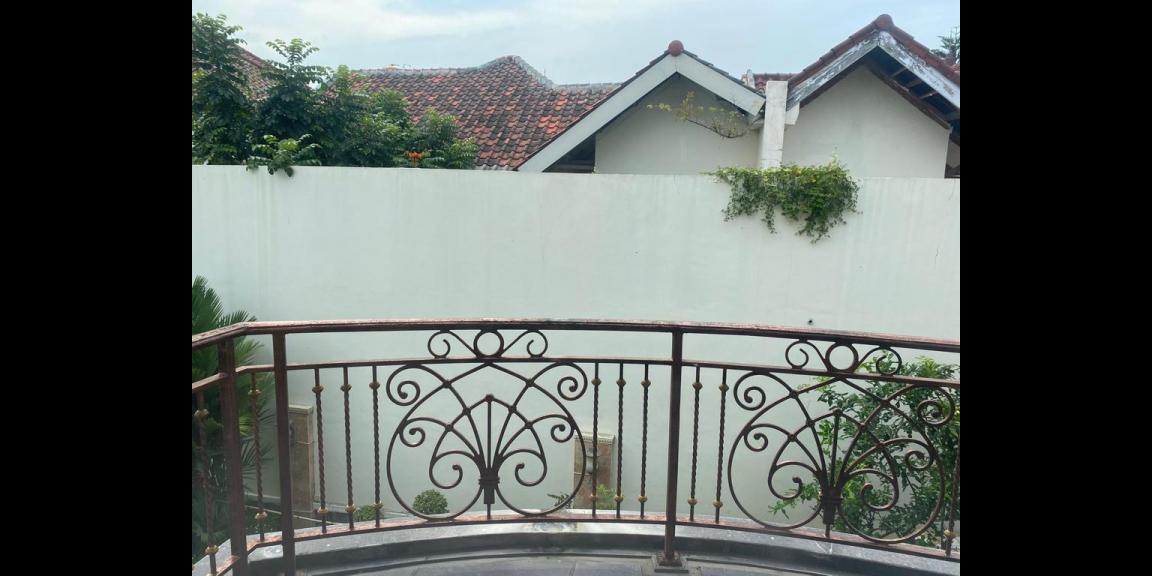 Turun Harga!!! Rumah Siap Huni Lokasi Villa Westwood Pakuwon City Surabaya Turun Harga!!! Rumah Siap Huni Lokasi Villa Westwood Pakuwon City Surabaya