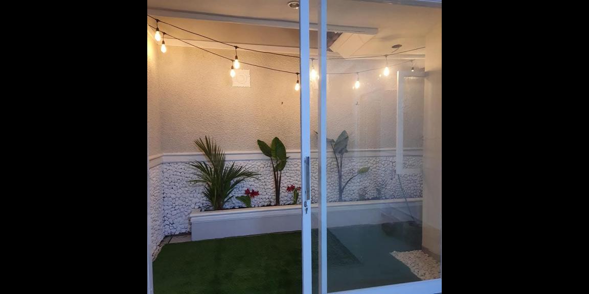 Rumah Cantik Semi Furnished Siap Huni Di Perumahan Graha Indah Gayung Kebonsari Surabaya Rumah Cantik Semi Furnished Siap Huni Di Perumahan Graha Indah Gayung Kebonsari Surabaya