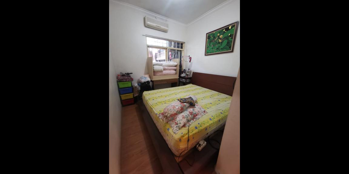 Jual Rumah Depan Taman di Babatan Mukti, Surabaya Jual Rumah Depan Taman di Babatan Mukti, Surabaya