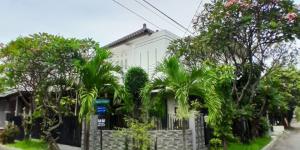 Rumah Hook Siap Huni Lokasi YKP Medokan Rungkut Surabaya