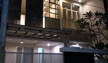 Rumah Minimalis Medokan Semampir di Koala Regency