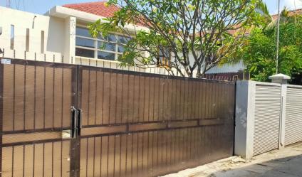 Dijual Rumah 2 Lantai Siap Huni Di Jl. Jati Indah Cinere Depok.