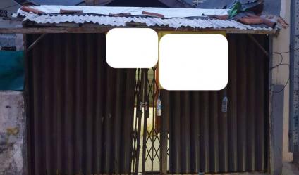 Rumah Tua Murah di Karang Anyar! SUPER STRATEGIS!  