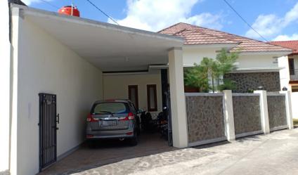 Rumah BERKELAS di Jogja Barat Dekat Kampus PGRI Yogyakarta