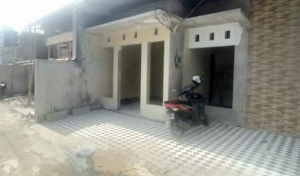 Rumah bertingkat Lokasi  Pabuaran CIbinong minimalis bagus dan murah
