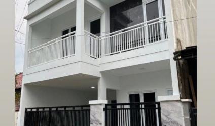 Rumah 2lantai Bintara Bekasi akses stasiun Cakung 