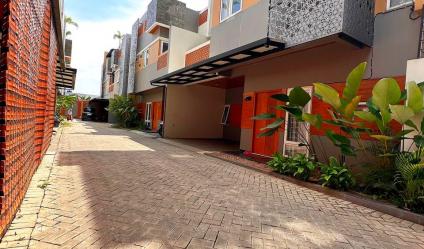 Rumah Rooftop Strategis area Jagakarsa Jakarta Selatan 
