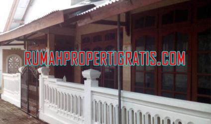 Rumah kost dijual tengah kota Kediri murah baru direnovasi investasi menguntungkan