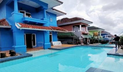Sewa Vila Bukit Cipendawa Cipanas Cianjur Fasilitas Lengkap View Kolam Renang Udara Sejuk dan Asri