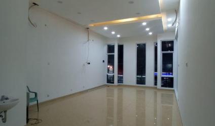 Dijual ruko mewah di Jl. Kahfi, Jaksel. Luas 90/130, 5 menit dr pintu tol  andara. Hub 087851573800