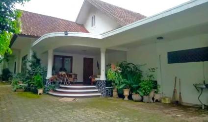 rumah siap huni di tengah kota bandung dekat pvj mall dan tol pasteur