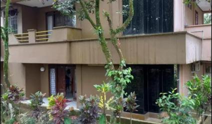 Dijual Villa Luas di Mekarjaya, Kabupaten Bogor