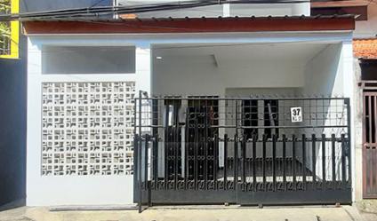 RUMAH MINIMALIS MODERN DI JL. CIGADUNG DAGO BANDUNG