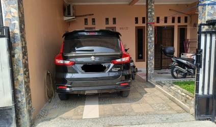 Dijual Rumah Siap Huni, Super Strategis, Nyaman, Aman dan Asri di The Palm Residence