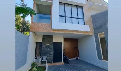Rumah 2lantai Lubang Buaya Cipayung Jakarta Timur 