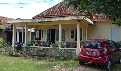 [Jual] Beli Tanah Luas Dapat Rumah Besar Di Pusat Kota Nganjuk