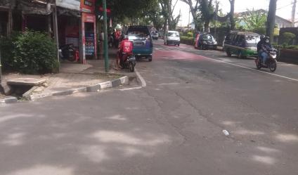 2LANTAI RUMAH DI CIMAHI KOMPLEK
