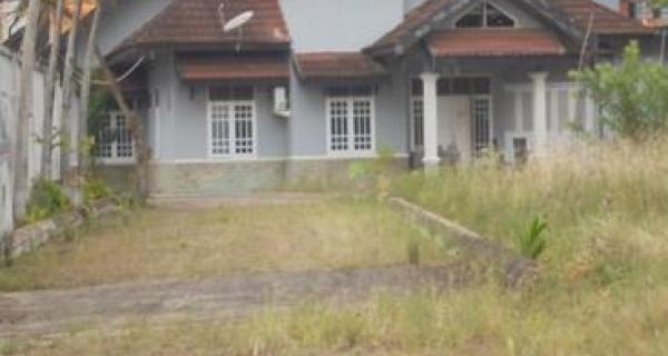 Dijual Rumah 2 Lantai di Kota Baru, Jambi