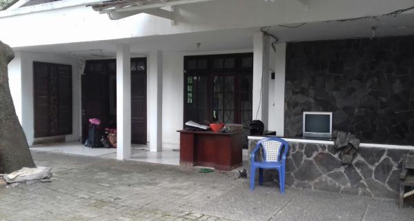 Jual Rumah Tua Masih Bagus Kawasan Kemang Jakarta Selatan