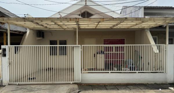 Rumah Semi Furnished Siap Huni Lokasi Perumahan Pondok Tjandra Indah Waru Sidoarjo
