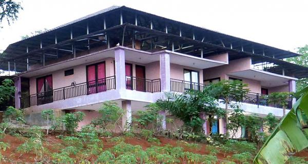VILLA MODERN VIEW GN. MANGLAYANG DAN KOTA BANDUNG TANAH LUAS HARGA MURAH DI CILENGKRANG BANDUNG