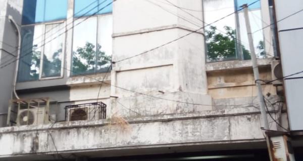 Jual Ruko Bekas Bengkel di Klampis Jaya kawasan Ruko Surabaya