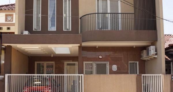 Rumah Semi Furnished Siap Huni Perumahan Puri Mas Surabaya