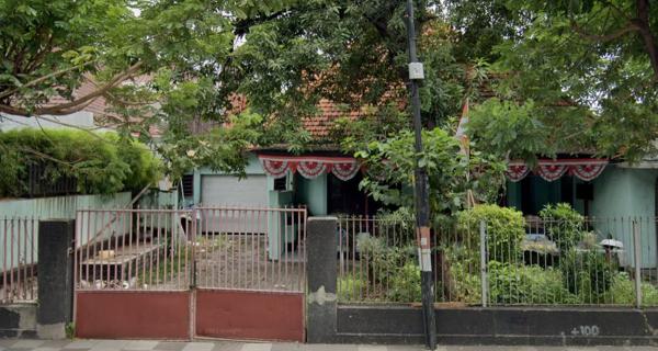 Jual Rumah Tua Terletak di Nol Jalan Raya Darmo Kota Surabaya