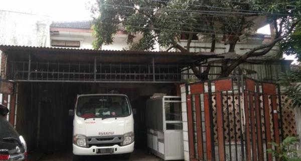 Jual Rumah Strategis Di Jalan Penyelesaian Tomang Jakarta Barat