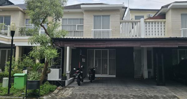 Dijual cepat Rumah Semi Furnish di Perumahan Royal Residence Wiyung Surabaya