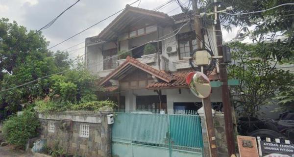 Dijual Rumah Siap Huni di Jalan Olah Raga, Jakarta Barat