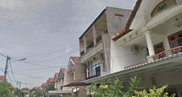 Dijual Rumah 3 Lantai di Dharmahusada Mas, Surabaya