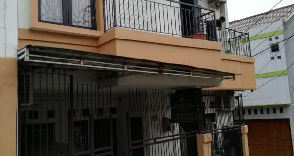 Dijual Rumah 2Lantai Strategis di Rempoa Bintaro